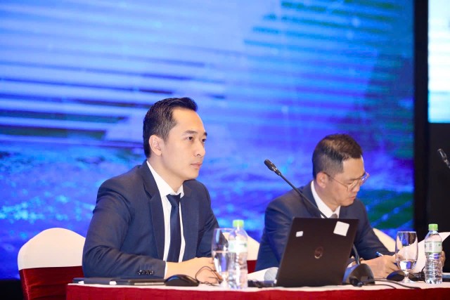 Đoàn Chủ tọa EVNFinance trả lời câu hòi của Trang Chủ KL99Com Số 1 Link Đăng Ký KL999