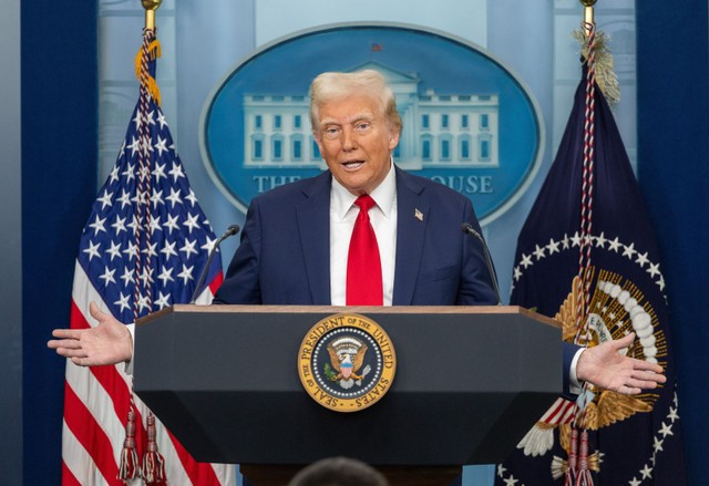 Tổng thống Mỹ Donald Trump phát biểu trong cuộc họp báo tại Nhà Trắng. Ảnh: THX/TTXVN Tổng thống Mỹ Donald Trump phát biểu trong cuộc họp báo tại Nhà Trắng. Ảnh: THX/TTXVN