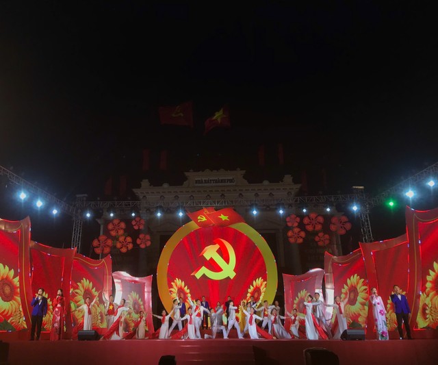 Chuỗi các chương trình biểu diễn nghệ thuật Kỷ niệm 70 năm Ngày giải phóng Hải Phòng sẽ diễn ra từ ngày 30/4/2025 đến ngày 1/6/2025 tại Quảng trường Nhà hát Thành phố.