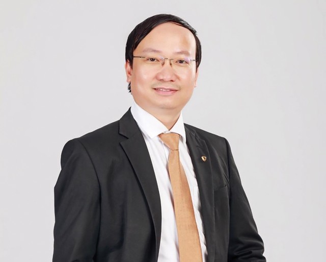 Ông Trần Minh Hoàng, Giám đốc Phân tích, Công ty 99Kl99 link đăng nhập Vietcombank (VCBS)
