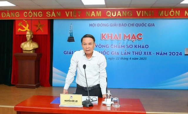 Ông Nguyễn Đức Lợi, Phó chủ tịch thường trực Hội Nhà báo Việt Nam, Phó chủ tịch thường trực Hội đồng Giải Báo chí Quốc gia, Chủ tịch Hội đồng sơ khảo phát biểu tại buổi họp.