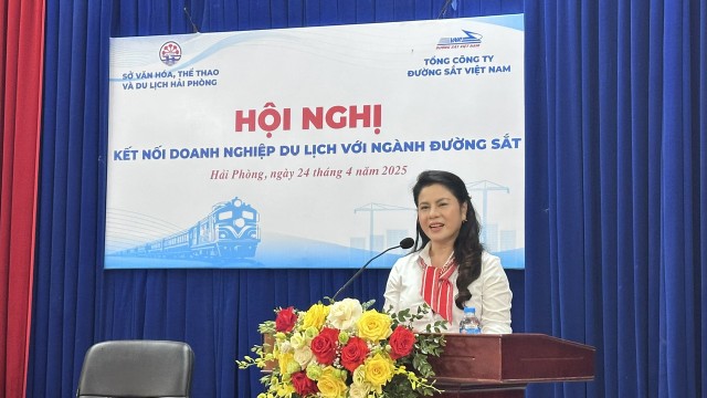 Bà Trần Thị Hoàng Mai, Giám đốc Sở Văn hóa, Thể thao và Du lịch Hải Phòng mong muốn thúc đẩy phát triển, nâng tầm sản phẩm du lịch 99Kl.app khuyến mãi hot Hải Phòng. Ảnh: Quỳnh Nga