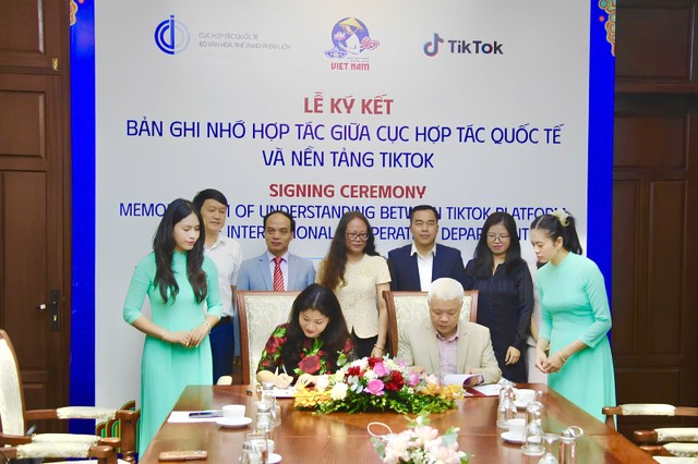 Bản ghi nhớ hợp tác giữa Cục Hợp tác quốc tế và nền tảng TikTok là một cột mốc quan trọng, mở ra một chương mới trong hợp tác giữa hai bên trong quảng bá văn hóa, thể thao và du lịch Việt Nam trên nền tảng số.