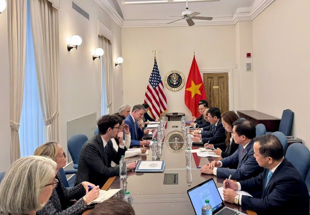 Việt Nam và Mỹ đã đạt tiến bộ tích cực liên quan đến các nhóm vấn đề về Kl992 cổng game cá cược, thương mại.