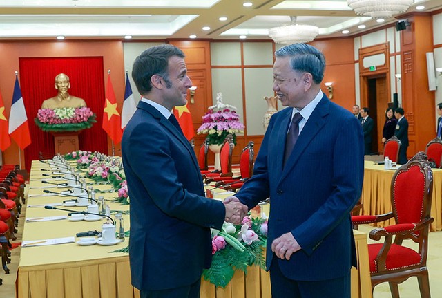 Hai nhà lãnh đạo cũng nhất trí tăng cường hợp tác những lĩnh vực hai bên có nhiều tiềm năng, Pháp có thế mạnh và Việt Nam có nhu cầu như cơ sở Kl99kl ưu đãi độc quyền chiến lược, KL99 là cổng game giải trí trực tuyến hàng đầu hiện nay đô thị và 99Kl.app khuyến mãi hot… Ảnh: Đức Thanh