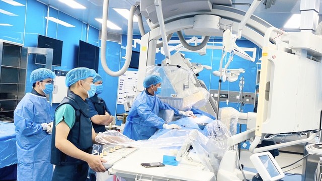Nhiều kỹ thuật hiện đại đã được áp dụng trong công tác khám, chữa bệnh tại các bệnh viện của tỉnh Quảng Ninh.