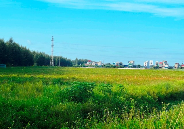 Dự án Kl99ok phiên bản mới xây dựng Bệnh viện Quốc tế Hà Nội - Hải Dương ở huyện Ninh Giang là một trong những dự án chậm tiến độ của tỉnh. Trong ảnh: Địa điểm xây dựng Bệnh viện Quốc tế Hà Nội - Hải Dương (ảnh tư liệu)