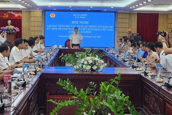 Toàn cảnh buổi Hội nghị.
