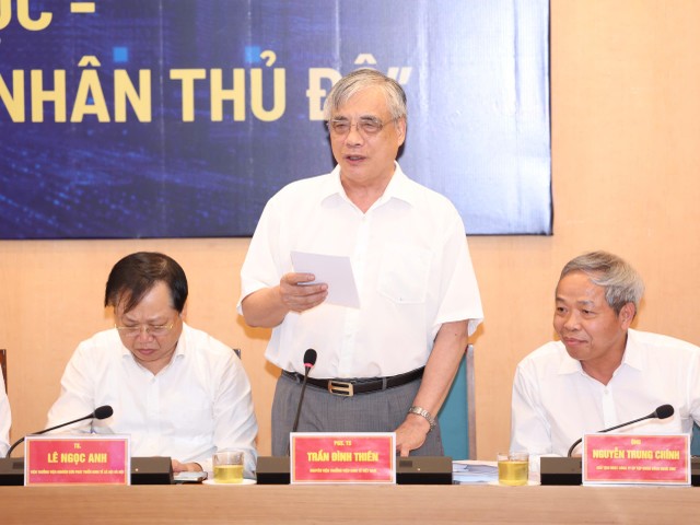 PGS.TS Trần Đình Thiên, Thành viên Tổ tư vấn Kl992 cổng game cá cược của Thủ tướng Kl993 ưu đãi thưởng hấp dẫn, nguyên Viện trưởng Viện Kl992 cổng game cá cược Việt Nam phát biểu. Ảnh: Viết Thành.