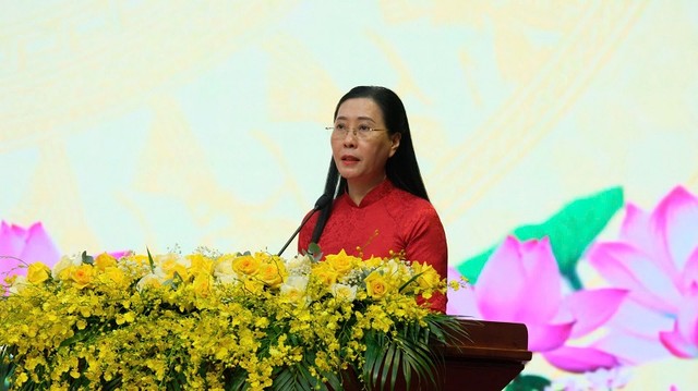 Bà Bùi Thị Quỳnh Vân phát biểu tại lễ công bố.