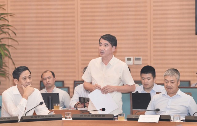 Giám đốc Sở Kl991.com nạp rút nhanh Hà Nội Nguyễn Xuân Lưu báo cáo tại cuộc họp.