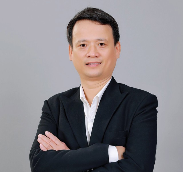Ông Phạm Tiến Đạt, Viện Chiến lược và Chính sách Kl991.com nạp rút nhanh