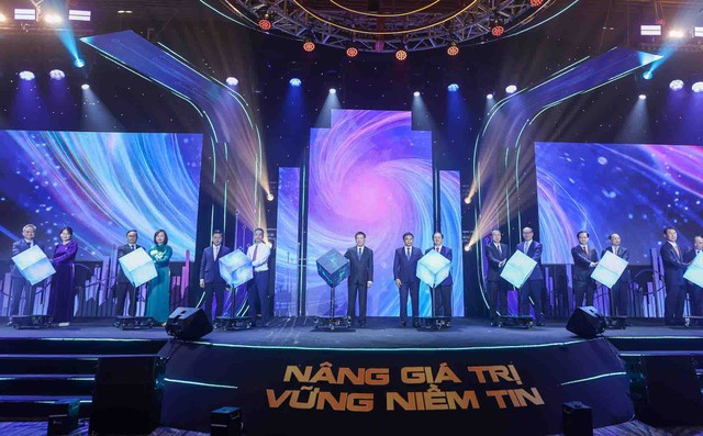 Ra mắt Hệ thống công nghệ thông tin mới. Ảnh: Lê Toàn