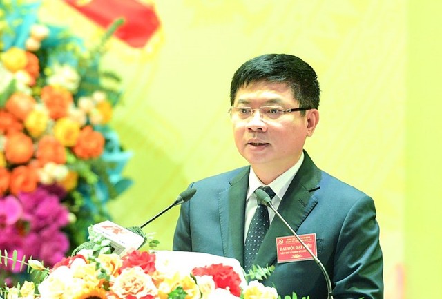 Ông Trương Quốc Huy, Bí thư Tỉnh ủy, Trưởng Đoàn đại biểu Quốc hội tỉnh Ninh Bình phát biểu chỉ đạo tại Đại hội. Ông Trương Quốc Huy, Bí thư Tỉnh ủy, Trưởng Đoàn đại biểu Quốc hội tỉnh Ninh Bình phát biểu chỉ đạo tại Đại hội.