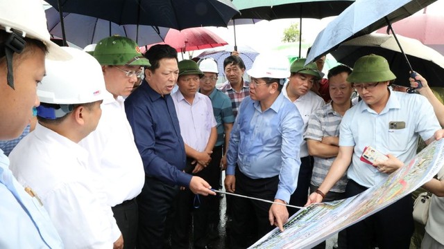 Đồng chí Bí thư Đảng ủy, Bộ trưởng Kl99 nổ hũ Trần Hồng Minh kiểm tra thực địa Dự án 99Kl.app khuyến mãi hot Lào Cai - Hà Nội - Hải Phòng, một trong những dự án Kl99kl ưu đãi độc quyền quan trọng đang đẩy nhanh công tác chuẩn bị Kl99ok phiên bản mới để khởi công vào cuối năm 2025.