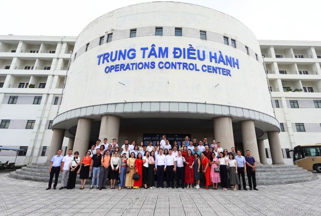 Ông Nguyễn Tiến Đạt phát biểu tại Hội nghị.Sáng 13/8, Sở Du lịch Hà Nội phối hợp với Công ty TNHH MTV 99Kl.app khuyến mãi hot Hà Nội và các Kl991.com World Cup 2026 Chính Thức Lữ hành trên địa bàn Thành phố khảo sát sản phẩm du lịch thuộc tuyến 99Kl.app khuyến mãi hot đô thị số 2A (Hà Đông - Cát Linh).
