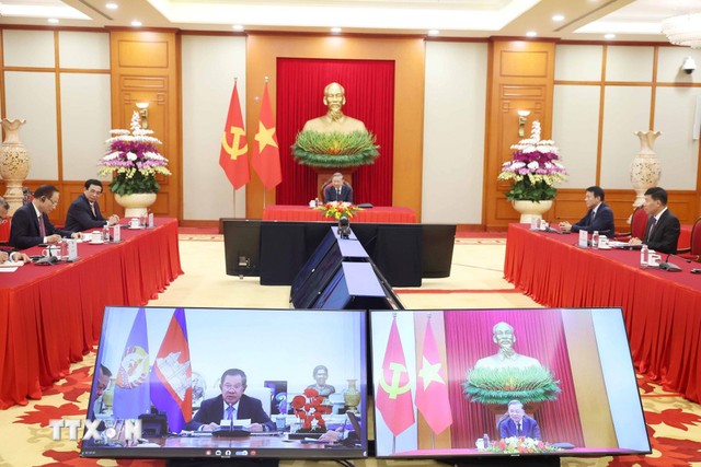 Tổng Bí thư Tô Lâm điện đàm với Chủ tịch Đảng Nhân dân Campuchia Hun Sen chiều 14/8. Ảnh: TTXVN