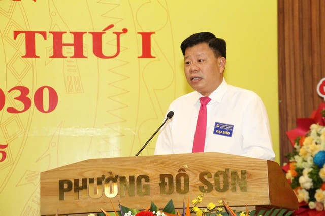 Ông Lê Trung Kiên, Ủy viên Ban Thường vụ Thành ủy, Trưởng ban Ban Quản lý Khu Kl992 cổng game cá cược Hải Phòng phát biểu chỉ đạo tại Đại hội