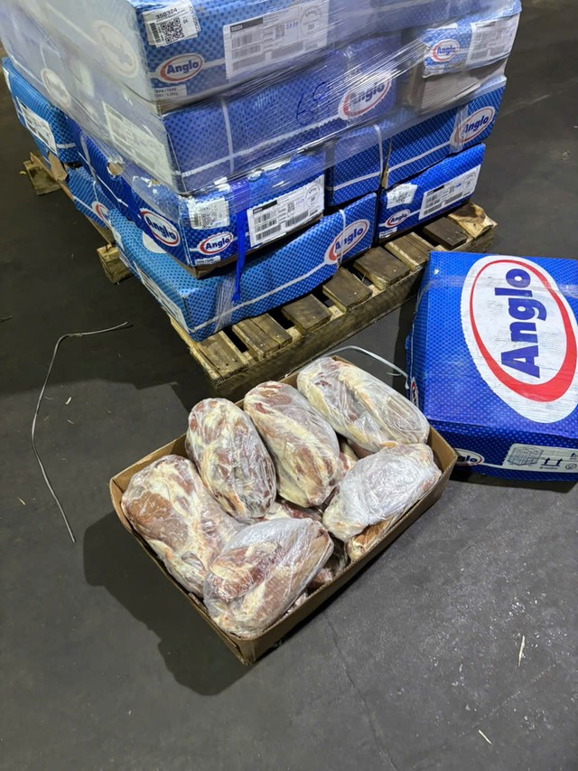 Thực phẩm không nguồn gốc xuất xứ bị Công an TP.HCM phát hiện tại kho lạnh Kl991.com World Cup 2026 Chính Thức ở huyện Bình Chánh (cũ)