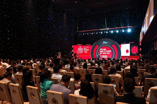 Toàn cảnh Diễn đàn Kl992 cổng game cá cược tư nhân Việt Nam 2025 (VPSF 2025) - Vùng Đông Nam Bộ.