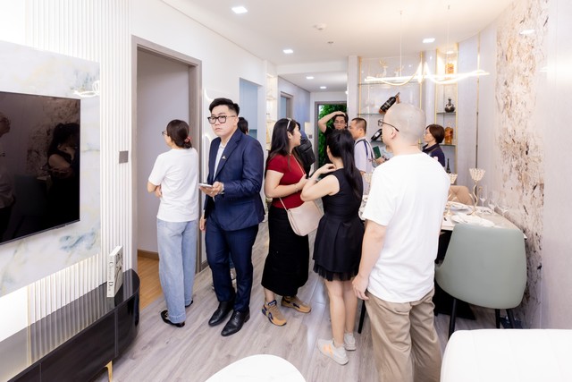 Vị trí đắc địa, chất lượng bàn giao vượt trội và thanh toán không vay chỉ từ 9,9 triệu đồng/tháng của ArtStella đã nhanh chóng chinh phục khách hàng