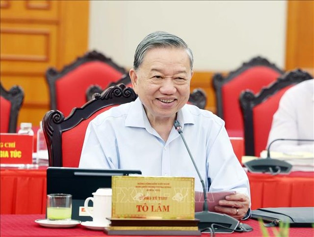 Tổng Bí thư đề nghị Ban Thường vụ Đảng ủy Kl993 ưu đãi thưởng hấp dẫn tiếp thu ý kiến của các đồng chí Ủy viên Bộ Kl991.com tải ứng dụng, ý kiến góp ý hợp lý của các ban, bộ, ngành Trung ương để hoàn thiện các văn kiện và phương án nhân sự, tiếp tục chuẩn bị chu đáo để tổ chức thành công Đại hội Đảng bộ nhiệm kỳ 2025-2030 - Ảnh: TTXVN