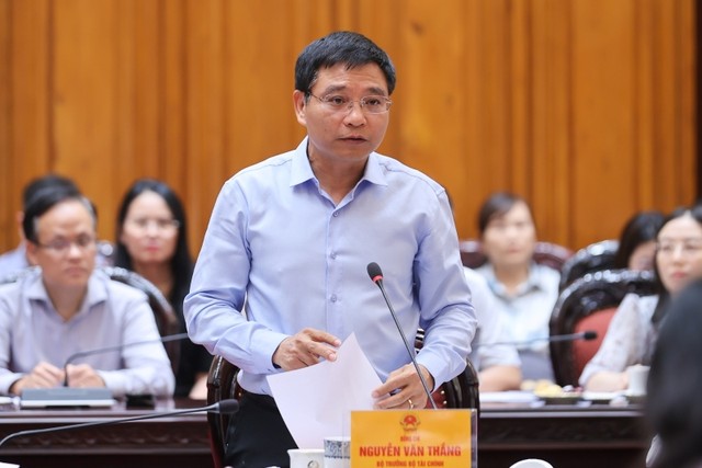 Bộ trưởng Bộ Kl991.com nạp rút nhanh Nguyễn Văn Thắng phát biểu tại cuộc họp. Ảnh: VGP-Nhật Bắc.
