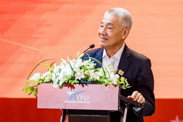 TS. Nguyễn Thanh Mỹ, Chủ tịch Rynan Technologies Vietnam, phát biểu tham luận tại phiên chuyên đề 4.