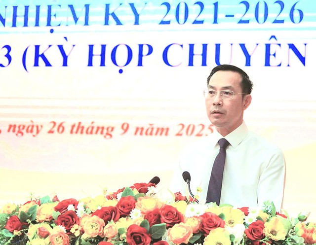 Ông Nguyễn Thanh Nhàn, Phó bí thư Thường trực Tỉnh ủy, Chủ tịch HĐND tỉnh An Giang phát biểu chỉ đạo tại kỳ họp