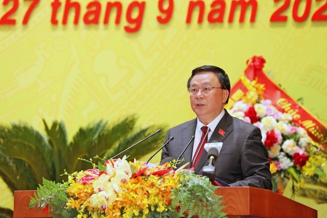 Ông Nguyễn Xuân Thắng, Ủy viên Bộ Kl991.com tải ứng dụng, Bí thư Đảng ủy, Giám đốc Học viện Kl991.com tải ứng dụng quốc gia Hồ Chí Minh, Chủ tịch Hội đồng Lý luận Trung ương, phát biểu chỉ đạo tại Đại hội.