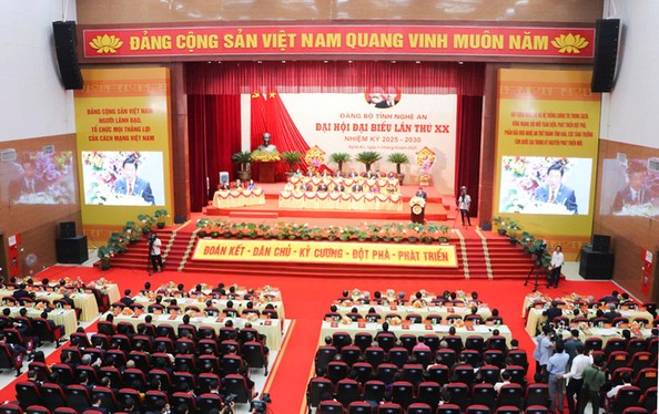 Đại hội Đảng bộ tỉnh Nghệ An có sự tham dự của hơn 500 đại biểu