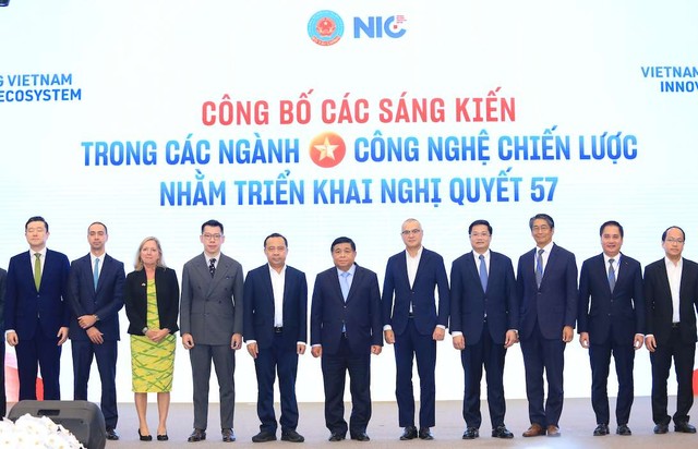 Các đại biểu tại diễn đàn. Ảnh: HNV