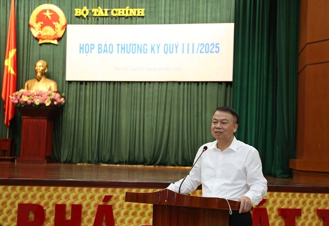 Thứ trưởng Bộ Kl991.com nạp rút nhanh Nguyễn Đức Chi phát biểu tại cuộc họp báo. Ảnh: Đức Minh.