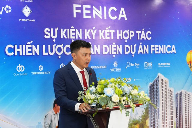 Đại diện chủ Kl99ok phiên bản mới dự án Fenica phát biểu tại buổi lễ