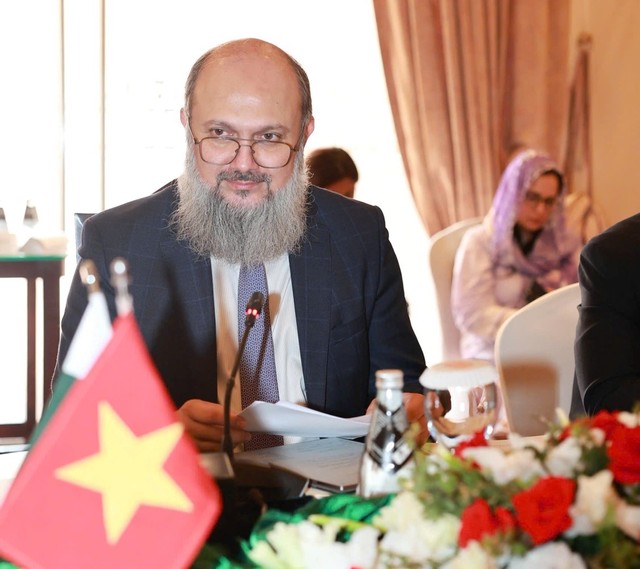 Bộ trưởng Bộ Thương mại Pakistan Jam Kamal Khan.