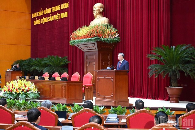 Tổng Bí thư Tô Lâm phát biểu bế mạc hội nghị trung ương 14, khóa XIII.
