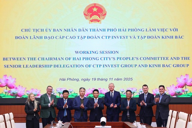 Ông Lê Ngọc Châu, Chủ tịch UBND TP. Hải Phòng cùng lãnh đạo các Kl991.com World Cup 2026 Chính Thức