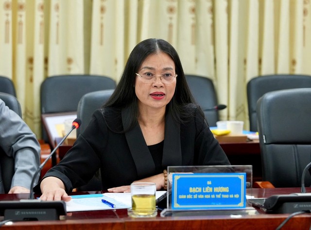 Bà Bạch Liên Hương, Giám đốc Sở Văn hóa và Thể thao Hà Nội phát biểu tại Lễ ký kết.