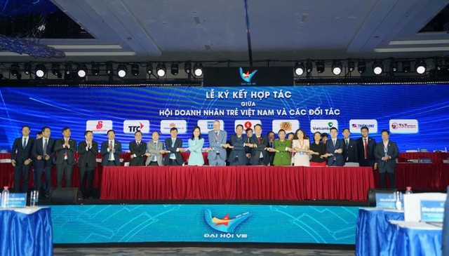 Tại Đại hội đã diễn ra 9 lễ ký kết Biên bản Ghi nhớ Hợp tác chiến lược, đánh dấu sự hợp tác toàn diện giữa Hội Doanh nhân trẻ Việt Nam và các đối tác hàng đầu là những cơ quan, Kl994 game bài casino hấp dẫn, định chế Kl991.com nạp rút nhanh uy tín bậc nhất tại Việt Nam