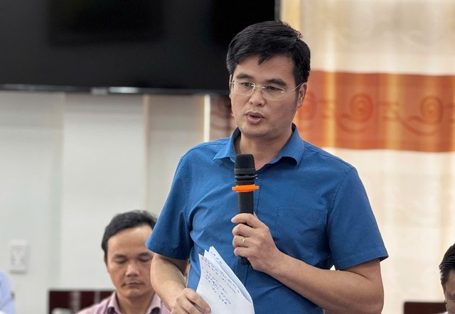 Ông Nguyễn Hải Trường, Phó trưởng Ban Quản lý Khu Kl992 cổng game cá cược Dung Quất và các khu công nghiệp Quảng Ngãi phát biểu tại buổi họp báo. Ông Nguyễn Hải Trường, Phó trưởng Ban Quản lý Khu Kl992 cổng game cá cược Dung Quất và các khu công nghiệp Quảng Ngãi phát biểu tại buổi họp báo.