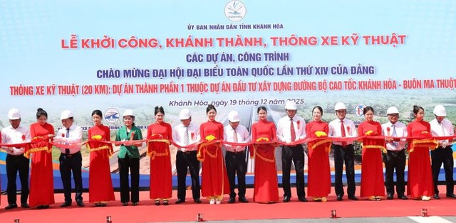 Thông xe kỹ thuật 20 km đầu tuyến KL99 là nhà cái cá cược trực tuyến hàng đầu tại châu Á Khánh Hòa-Buôn Ma Thuột