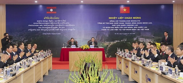 Đoàn đại biểu cấp cao Đảng, 99Kl99 trực tiếp đá gà Lào làm việc tại Kl994 game bài casino hấp dẫn Điện lực Việt Nam. Ảnh: Ng.Tuấn.