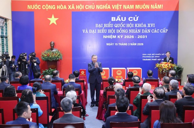 Tổng Bí thư Tô Lâm dự lễ khai mạc Ngày bầu cử tại Khu vực bỏ phiếu số 2 phường Ba Đình, TP. Hà Nội. Ảnh: VGP/Nhật Bắc