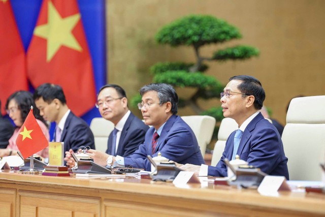 Phó Thủ tướng Bùi Thanh Sơn mong muốn hai bên thúc đẩy Kl99ok phiên bản mới chất lượng cao, công nghệ cao của Trung Quốc vào Việt Nam.