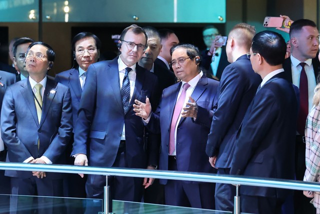 Thủ tướng đề nghị trong thời gian tới, Việt Nam và Nga đẩy mạnh hợp tác đào tạo nhân lực về năng lượng nguyên tử phục vụ mục đích hòa bình