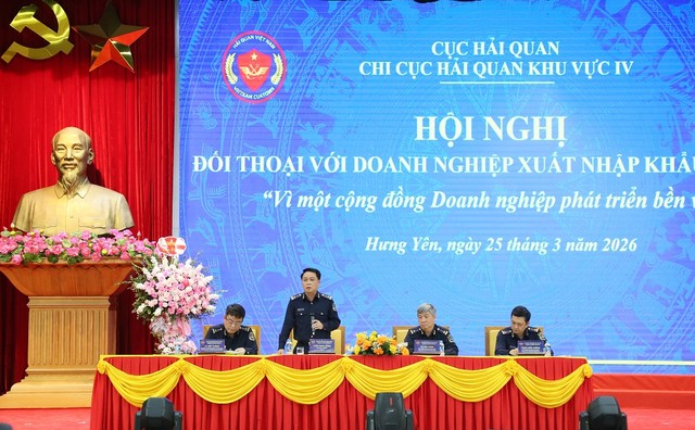Đại diện Chi cục Hải quan khu vực IV trả lời các ý kiến, kiến nghị của Kl991.com World Cup 2026 Chính Thức.
