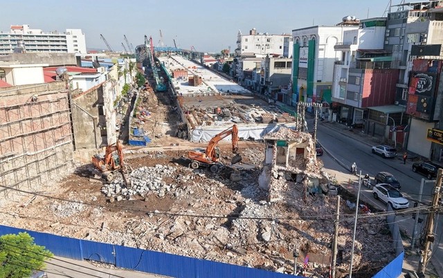 Hiện gói thầu cầu dẫn, đường dẫn và nút giao đạt gần 80% giá trị hợp đồng, là hạng mục có tiến độ nhanh nhất toàn dự án, dự kiến hoàn thành cuối năm 2026