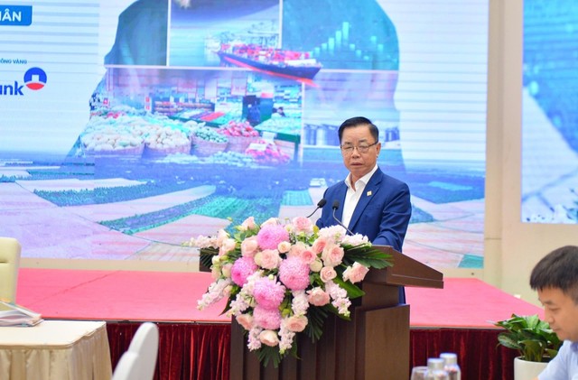 Ông Trần Mạnh Báo, Chủ tịch HĐQT Kl994 game bài casino hấp dẫn ThaiBinh Seed.
