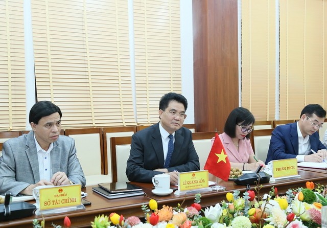 Lãnh đạo tỉnh Hưng Yên đề nghị Đại sứ quán Hoa Kỳ tại Việt Nam tiếp tục đóng vai trò cầu nối, hỗ trợ quảng bá môi trường Kl99ok phiên bản mới, kết nối Kl991.com World Cup 2026 Chính Thức.
