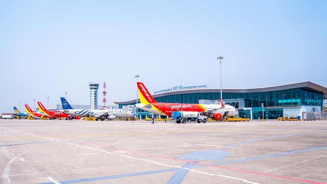 Cảng Hàng không Quốc tế Cát Bi – cửa ngõ hàng không quan trọng của thành phố Hải Phòng và khu vực duyên hải Bắc Bộ, nơi kết nối hành khách với các hành trình trong nước và quốc tế.